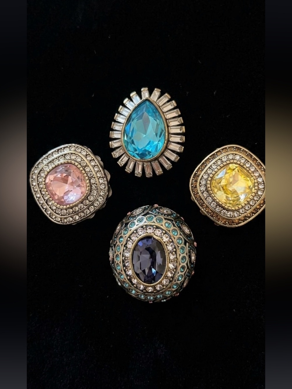 #282 Heidi Daus “Enchante” Interchangeable 5 Piece Magnetic Ring Set